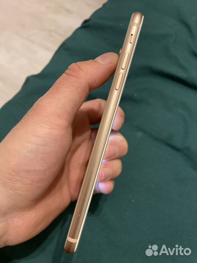 iPhone 8 Plus, 64 ГБ