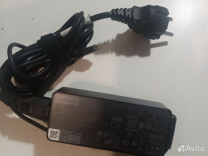 Зарядное устройство для ноутбуков Lenovo
