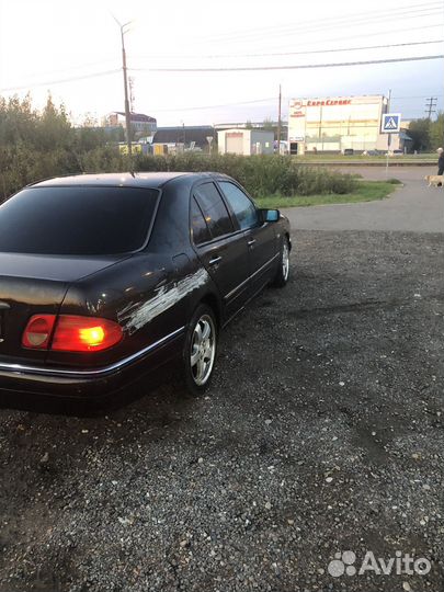 Mercedes-Benz E-класс 2.4 AT, 1998, 331 896 км