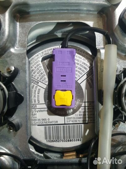 Подушка безопасности водителя Volkswagen Golf 5