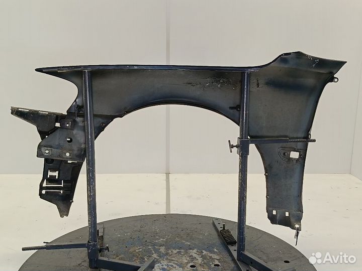 Крыло переднее правое Volvo V70 2 (00-05)