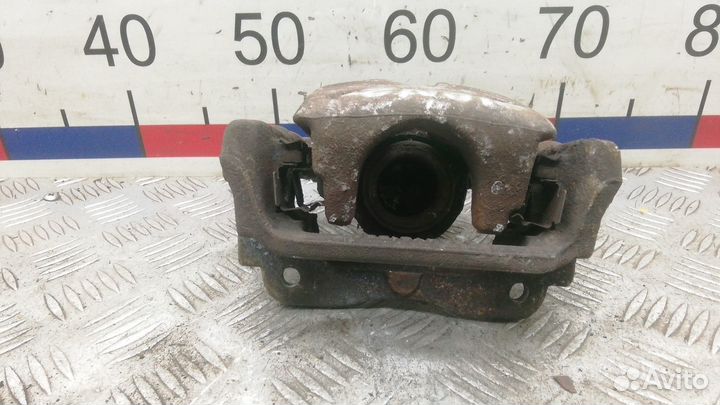 Суппорт задний левый Toyota Avensis 2 (T250) 2005