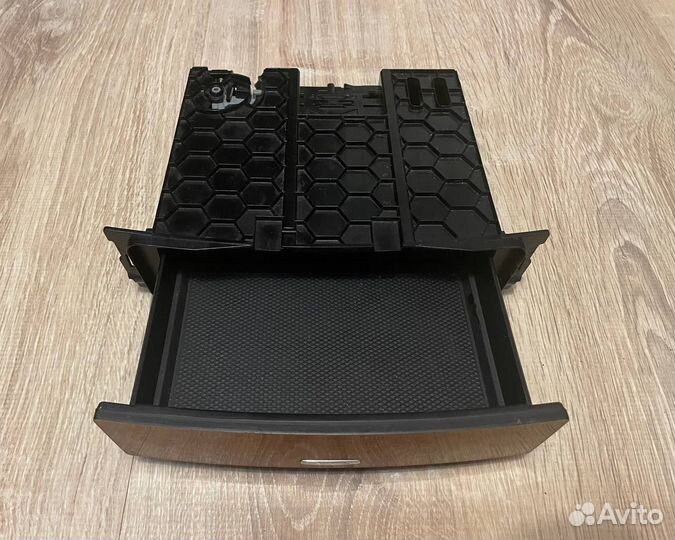 Бардачок Mercedes Gl X164
