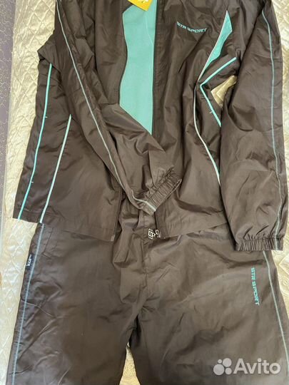 Спортивный костюм