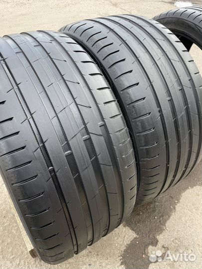 Nokian Tyres Hakka Black 2 255/40 R18 99Y