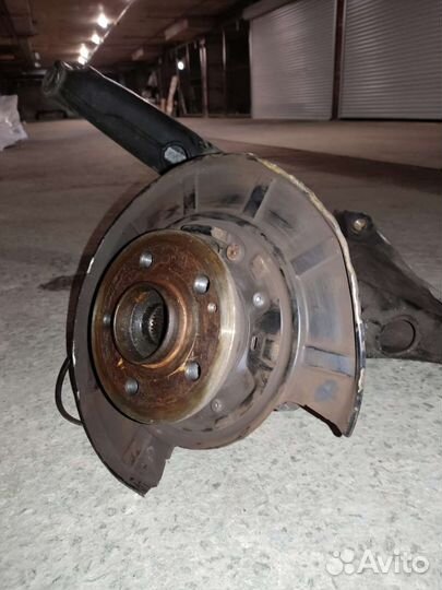 Задний рычаг на мерседес вито виано 639