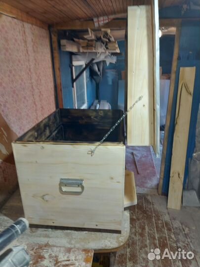 Улей для пчел новый