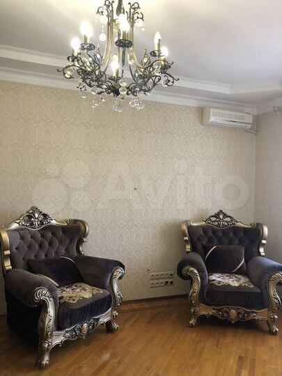 3-к. квартира, 100 м², 6/6 эт.