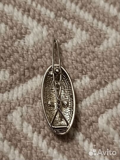 Заколка для волос с логотипом chanel