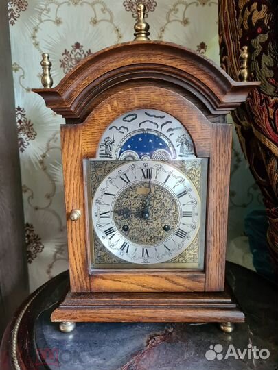 Часы в дубовом корпусе, Германия