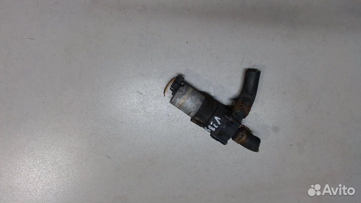 Насос водяной Mercedes C W203, 2002