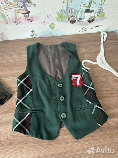 Школьный костюм для девочки 122 128