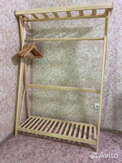 Вешалка напольная