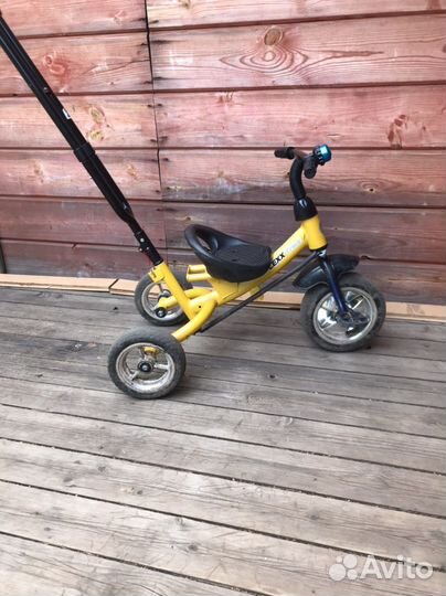 Трехколесный велосипед