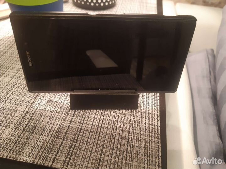 Зарядное устройство для смартфона Sony experia 2