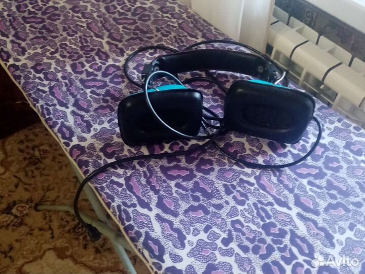 Проводные наушники