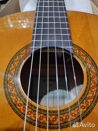Гитара yamaha C40