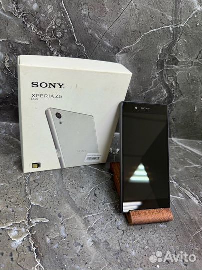 Sony Xperia Z5, 3/32 ГБ