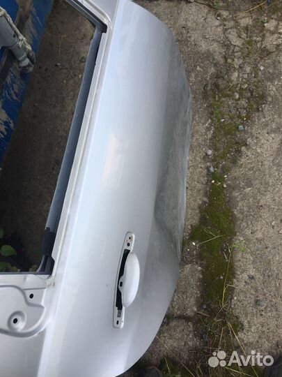 Задняя правая дверь Рено Дастер