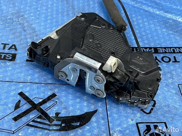 Замок двери передний правый Lexus Rx 4 2015-2022