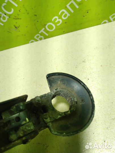 Поводок стеклоочистителя задний Dodge Caravan 3