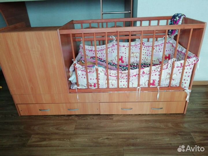 Детская кроватка трансформер с комодом