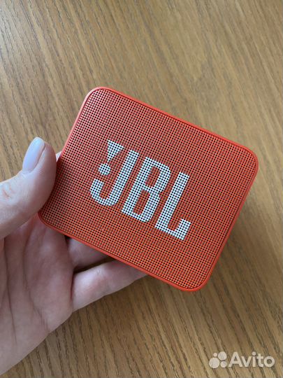 Портативная колонка jbl