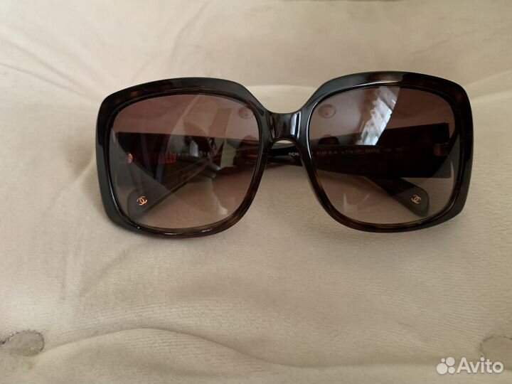 Солнечные очки chanel