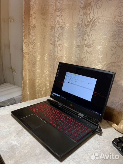 Игровой ноутбук HP omen RTX 2060 / i5 8300 / ssd