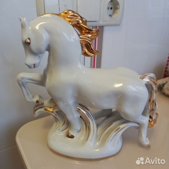 Конь-Огонь лфз