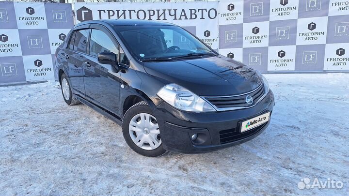 Nissan Tiida 1.6 МТ, 2013, 153 600 км