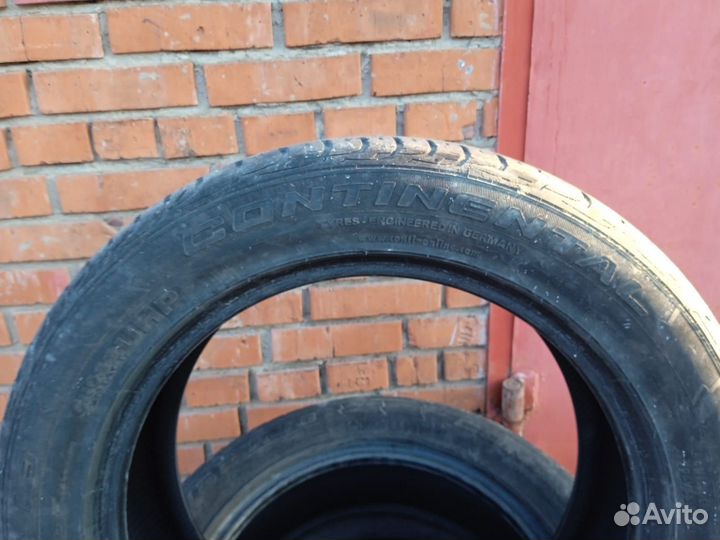 Continental ContiCrossContact UHP 225/55 R18 98V