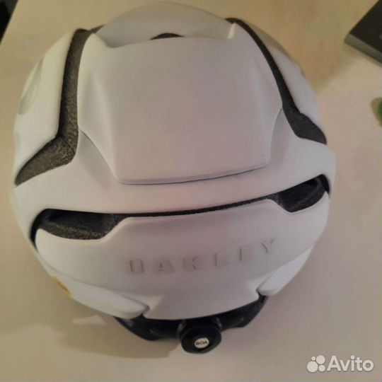 Велошлем oakley aro5