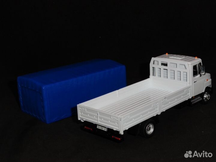 ЗИЛ Бычок тент, Бауэр