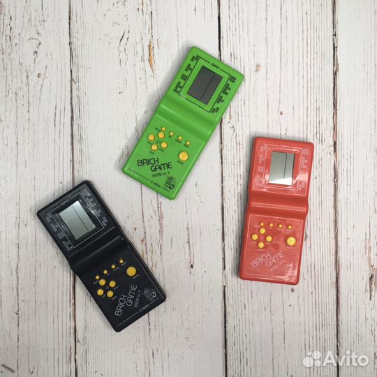 Игровая приставка Тетрис