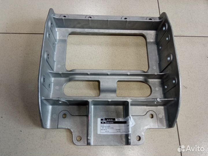 Кронштейн подножки Рено Премиум