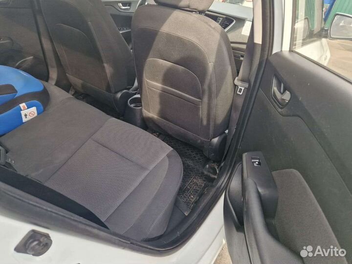 Hyundai Solaris 1.4 AT, 2018, 390 000 км