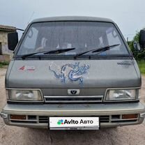 Mazda Bongo 2.0 MT, 1989, 270 000 км, с пробегом, цена 295 000 руб.