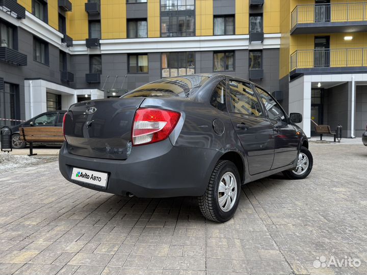 LADA Granta 1.6 МТ, 2013, 115 670 км
