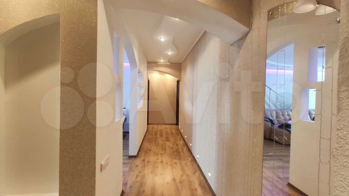 3-к. квартира, 92 м², 9/10 эт.