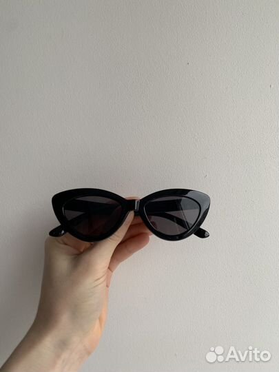 Солнцезащитные очки