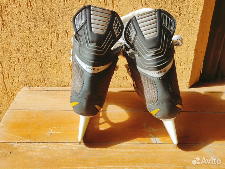 Коньки Bauer