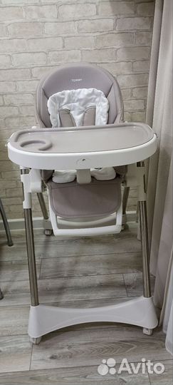 Стульчик для кормления tommy bon appetit
