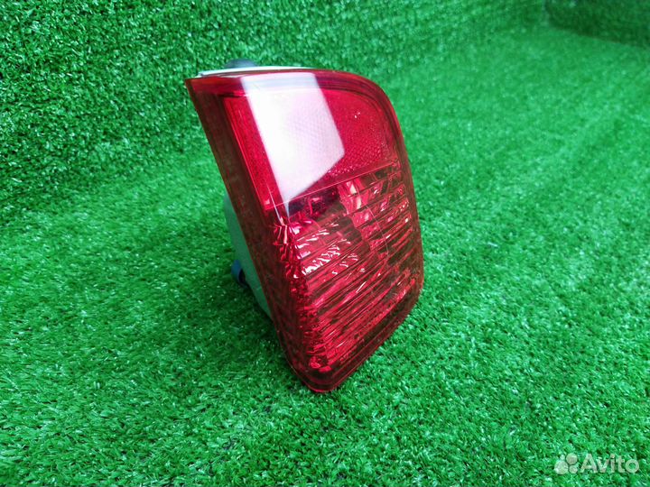 Фонарь задний левый Toyota Land Cruiser