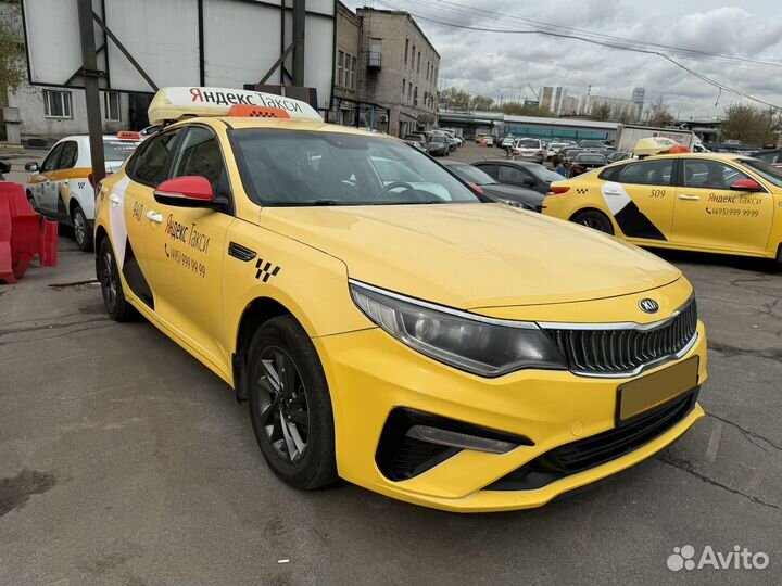 Kia Optima 2.0 AT, 2019, 350 000 км