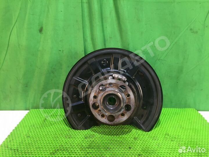 Цапфа (кулак) задняя правая Mercedes-Benz E W212