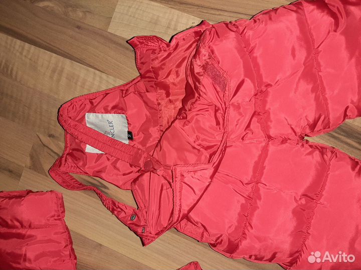 Костюм демиспзонный