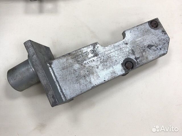 Matra 3230 Зажимное устройство двигателя