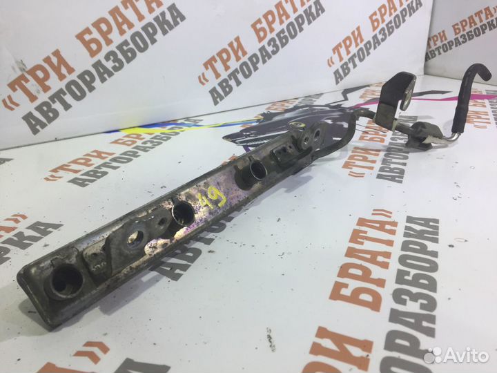 Ниссан Тиида Топливная рейка