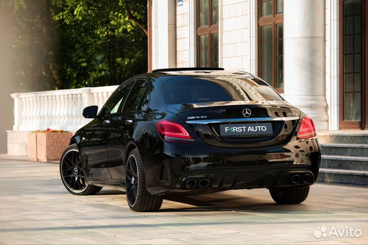 Аренда Mercedes-Benz AMG C43